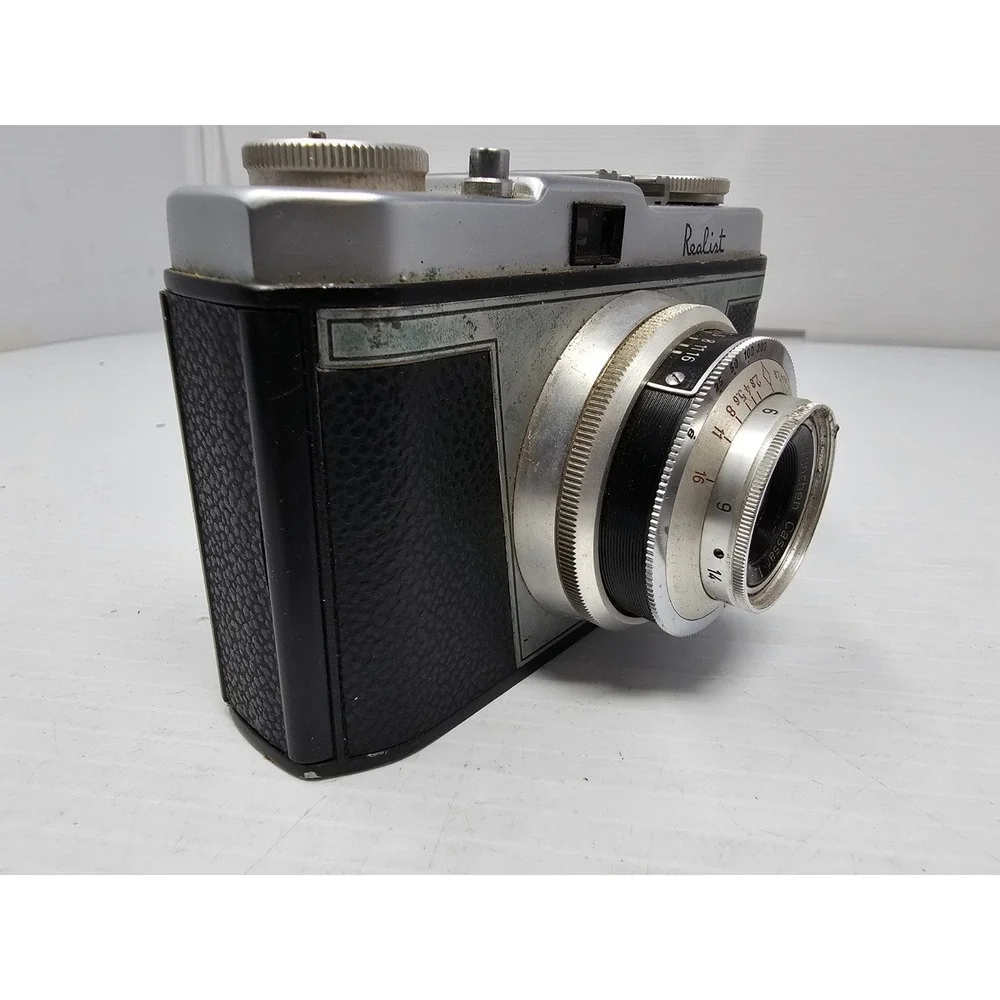 David White‎ Co. REALIST 35 Model A Film Camera With Original Case
